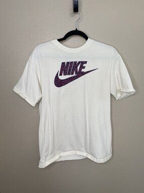 Nike Cream Loose Fit Graphic Tee Purple Leopard Print Logo Small 100% Cotton